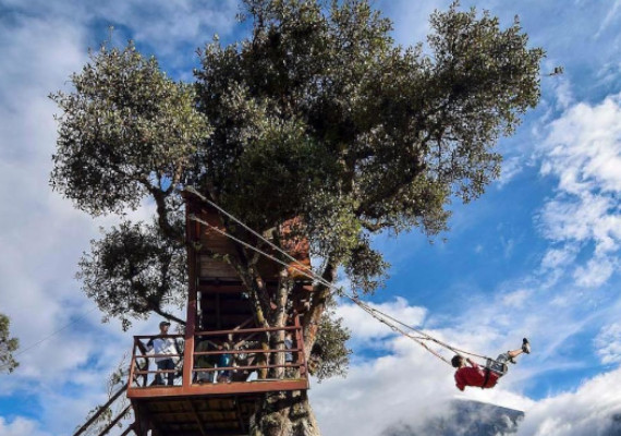 la casa del arbol baños